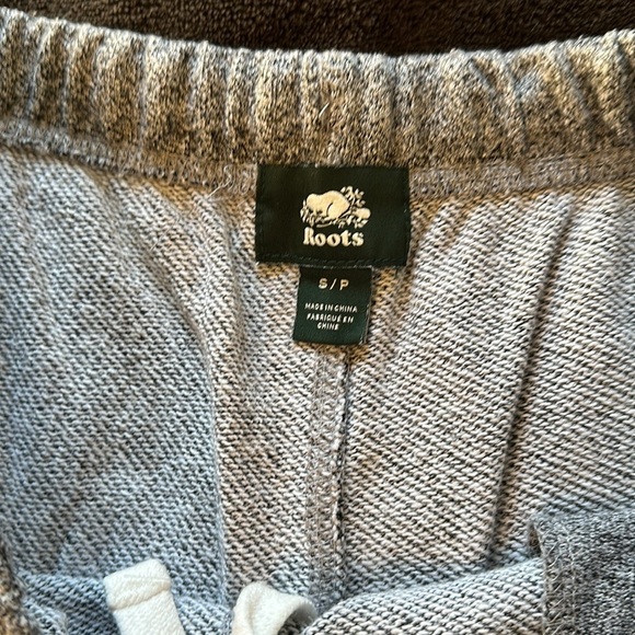 Roots Original Sweatshort 3” - Salt and Pepper - Size Small - Picture 7 of 8